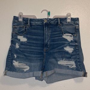🦋 AEO Curvy Hi-Rise Shortie
